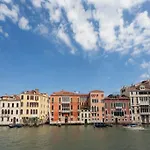 Palazzo Alvera Grand Canal * البندقية