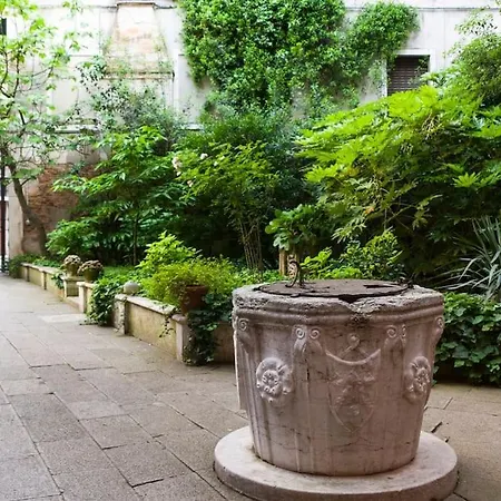 شقة Palazzo Alvera Grand Canal