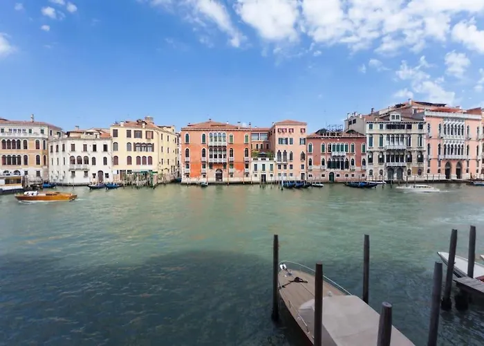 Palazzo Alverà Grand Canal Appartamento *