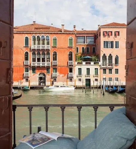 Appartamento Palazzo Alverà Grand Canal *